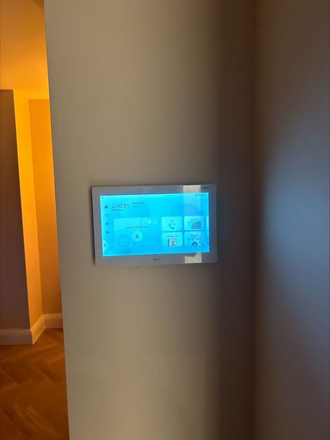 intercom display
