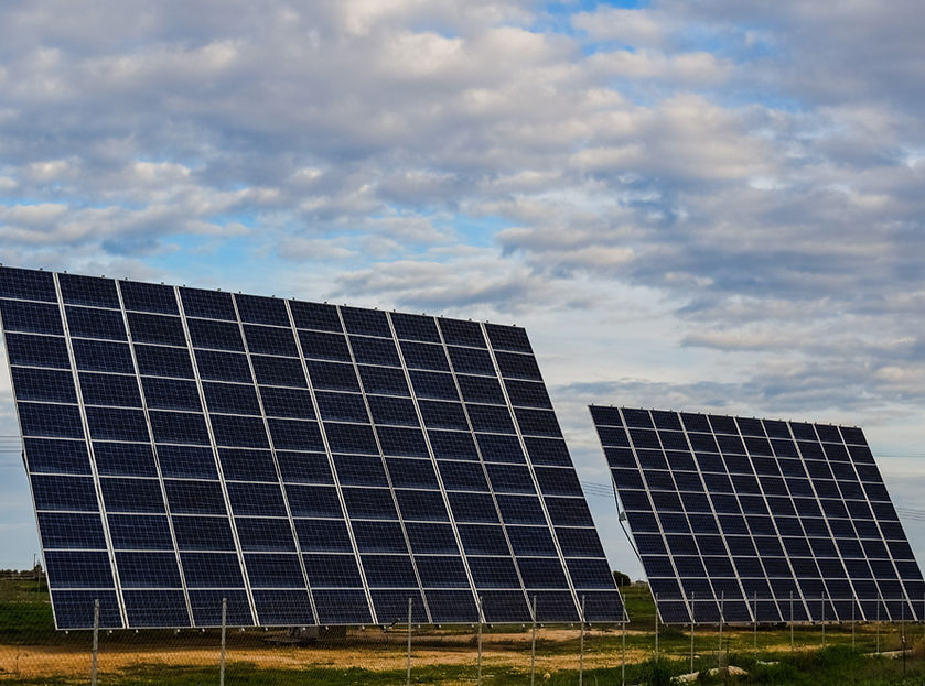 Reliance Renewable solar installation team in Calgary