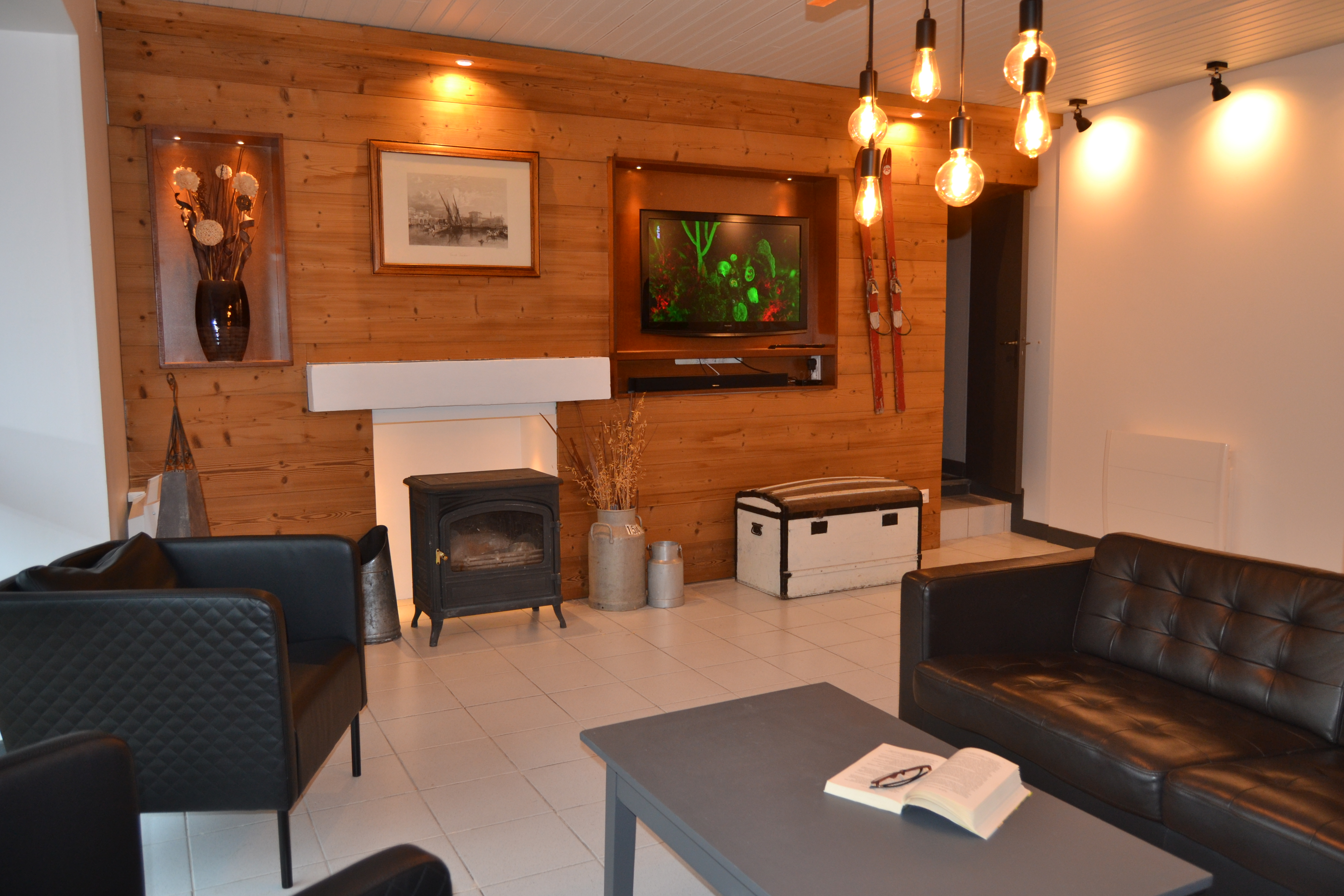 La Demeure-Salon