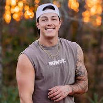 Tayler Holder