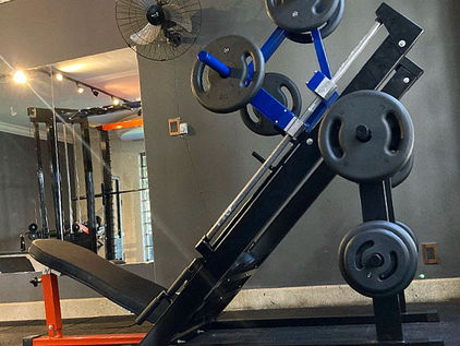 LEGPRESS R2.jpeg