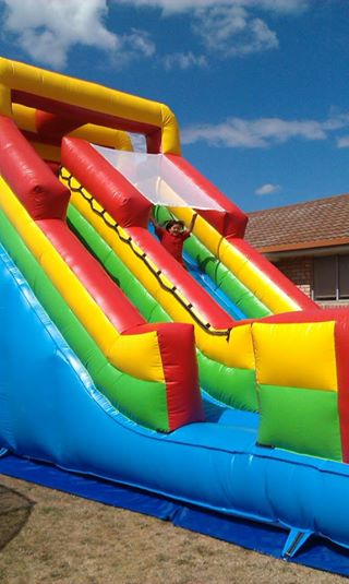 ZORB BALLS JUMPING CASTLE