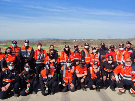 Gracias por su gran labor a todo el Equipo de Protección Civil