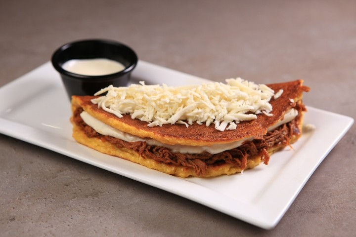 Cachapa de Carne Asada* image