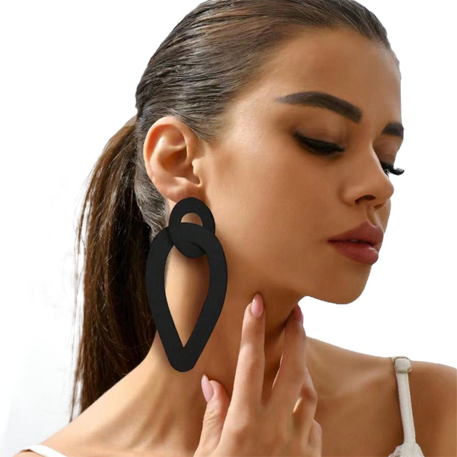 Thumbnail: Water Dorp Big Dangle Stud Classic Earrings