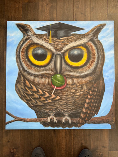 owlページです(^^) Wise old owl eating a Tootsie Roll pop with Grad hat classic