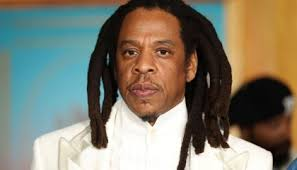 Rapper Jay-Z é acusado de ter estuprado uma garota de 13 anos