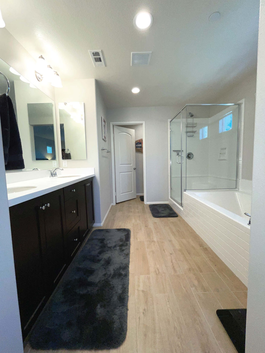 primary bath 4.jpg