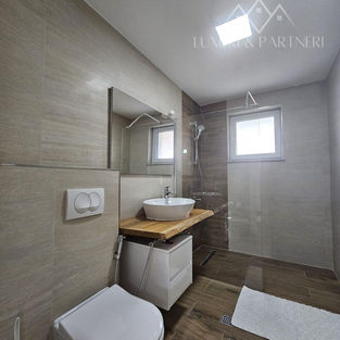 "Luksuzna vila pogled planine bazen najam Sarajevo - Premium Luxuri & Partneri"