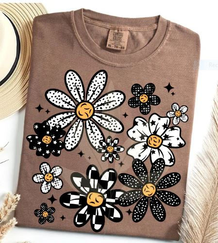 Thumbnail: Patterned Daisy Comfort Color Shirt