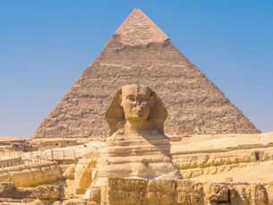 Galileus arrives in Egypt