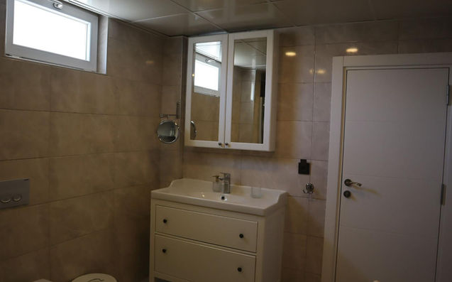 Antalya Belek Satılık Villa Geniş Banyosu