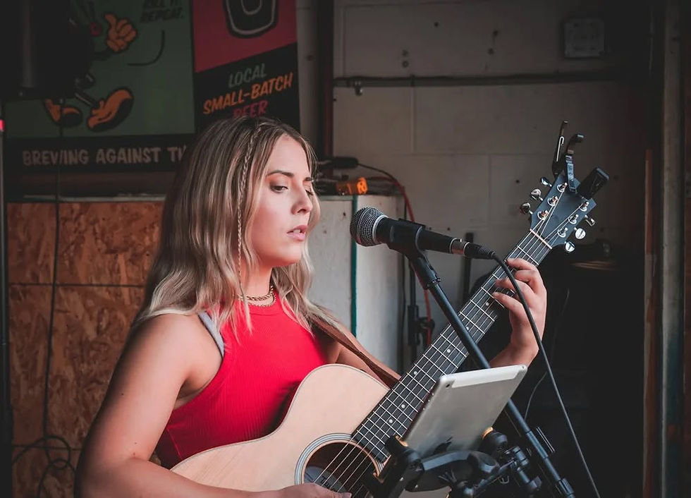 LIVE MUSIC - CELIN