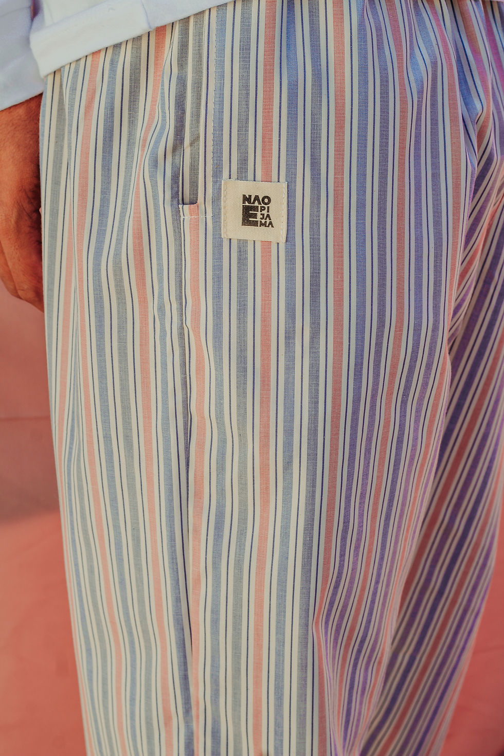 Miniatura: Pijama listrado Eduardo e Mônica em algodão listra rosê. Coleção Nostalgia.