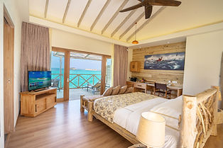 Manta Villa Inout.jpg