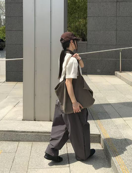 縮圖：薄身面料baggy pants