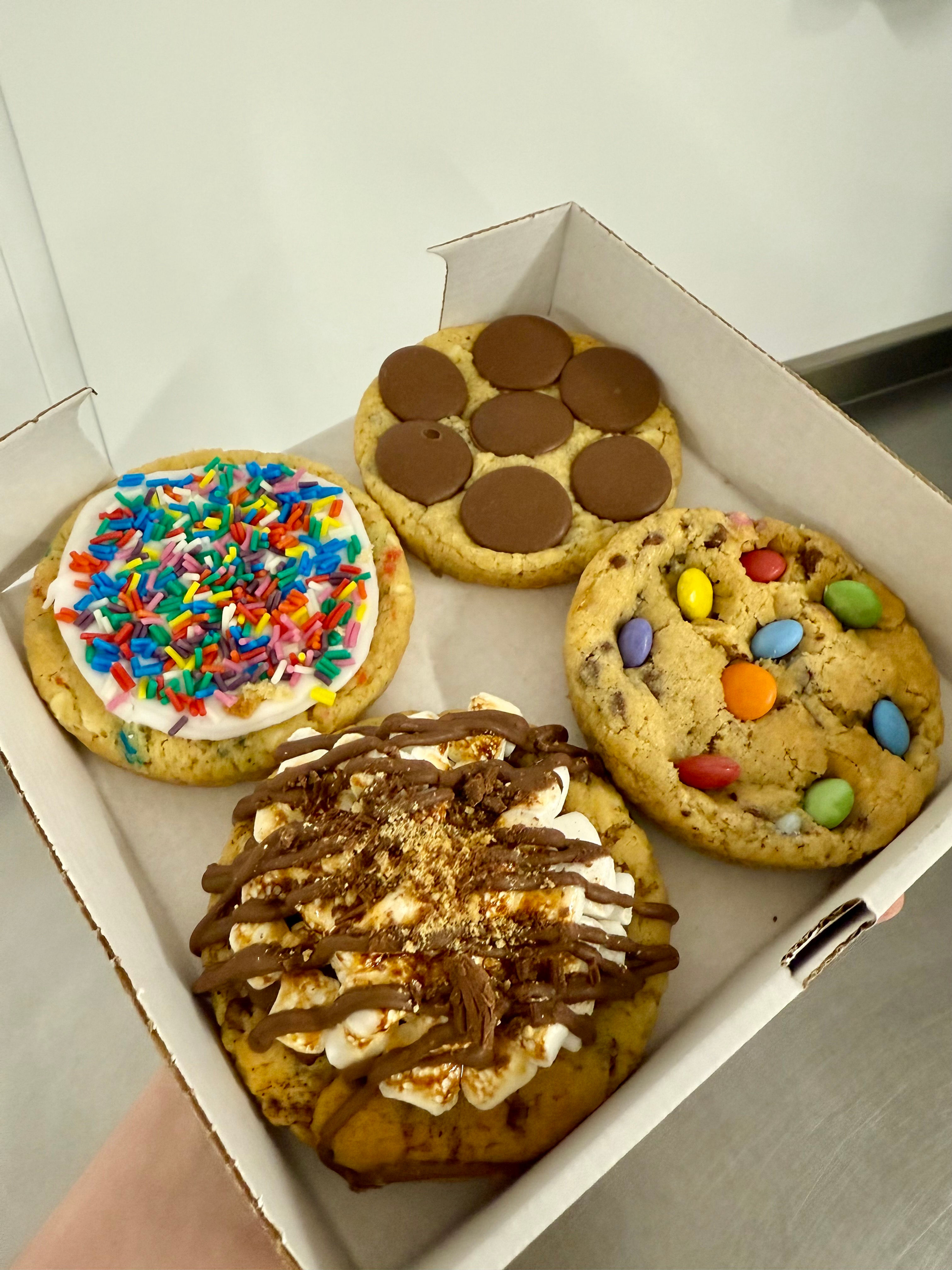 Mixed 4 Piece Cookie Box