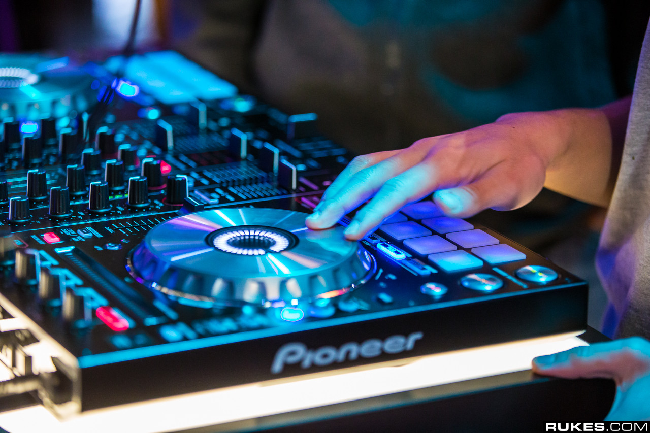 Wedding DJ Jacksonville, FL, Wedding DJ St. Augustine, FL, Wedding Disc Jockey, Event Planning