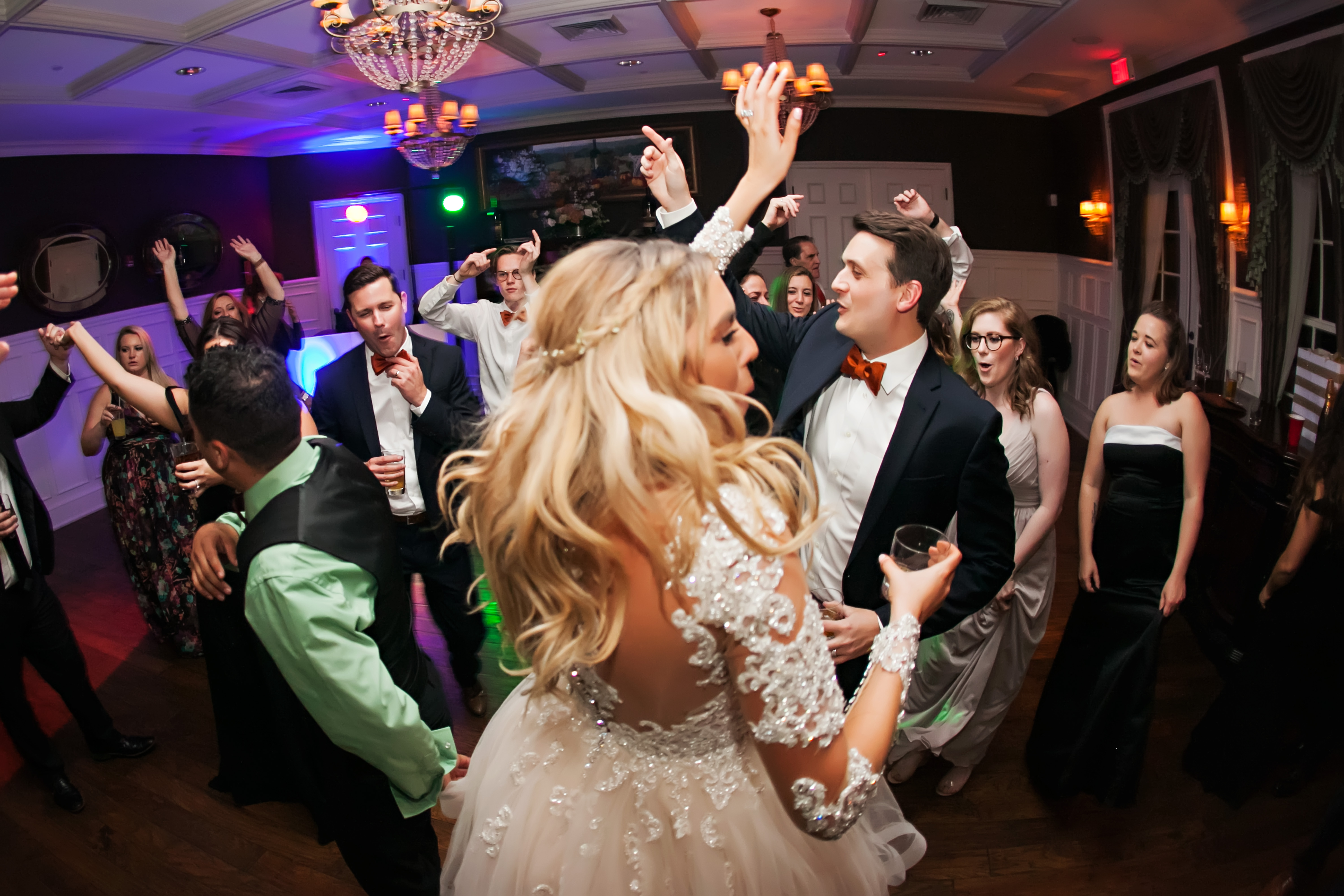 Classy and Fun Wedding Dj's