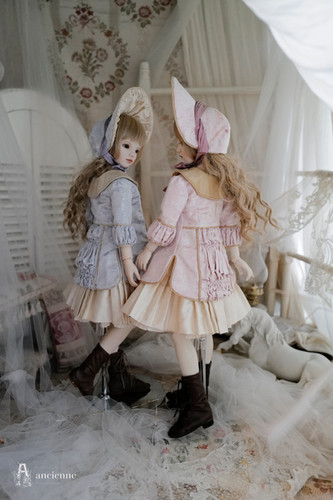 ˚✧₊⁎SALE品⁎⁺˳✧༚ ♡シルク ドレス&ボネ♡アンティークドールドレス ビスクドール シルクとアンティークレースの薄グリーン花柄
