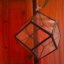 Dodécaèdre rhombique vide.jpg