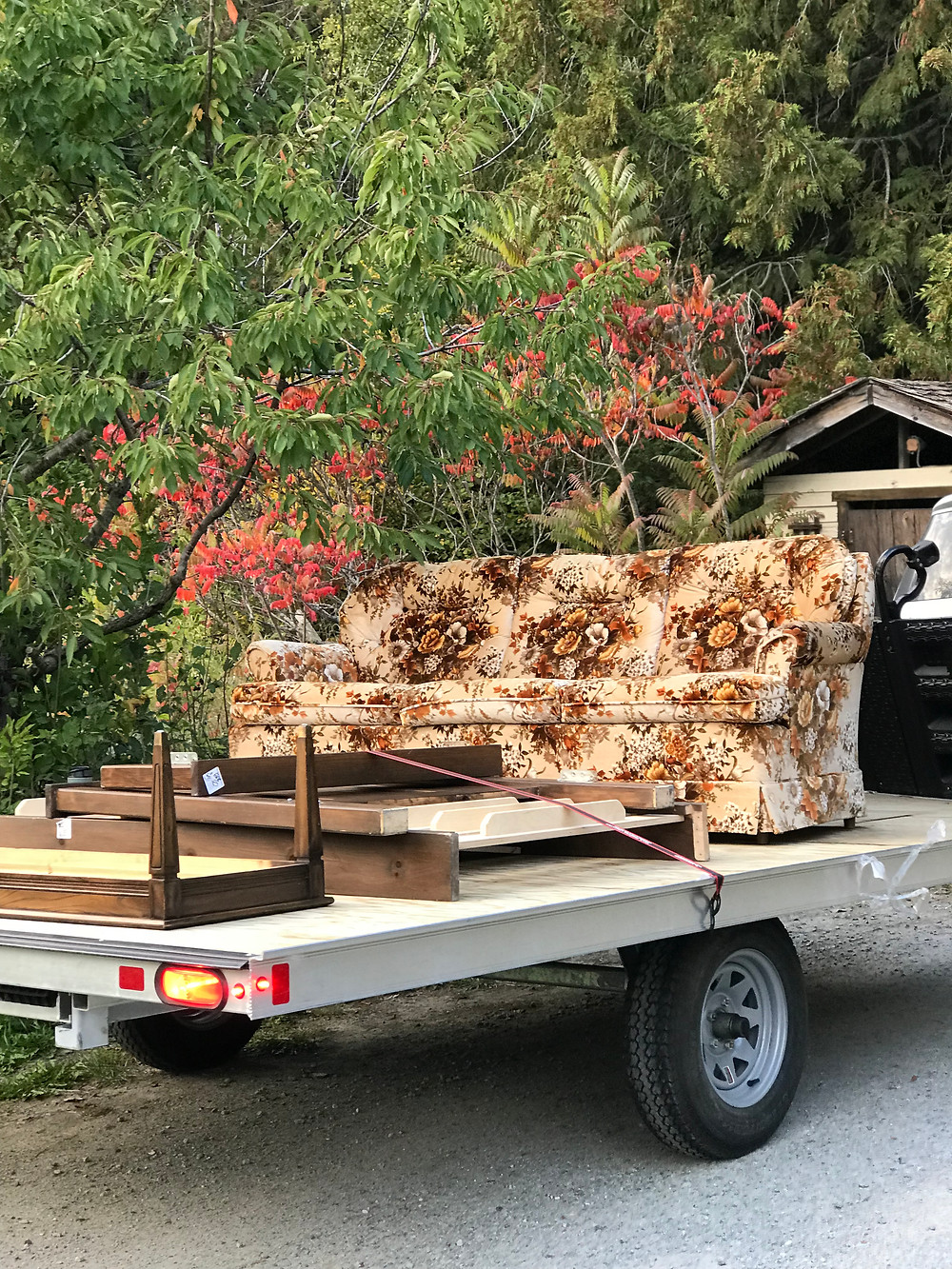 grandma's sofa, vintage furniture, pemberton wedding design, event designer sea to sky