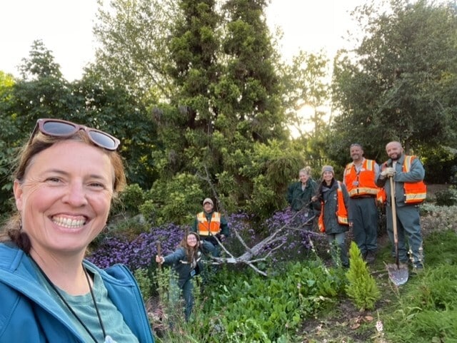 Rhonda Wood and cast members