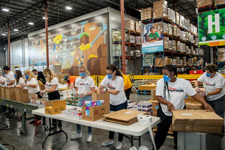 Disney VoluntEARS at Second Harvest Food Bank of Central Florida