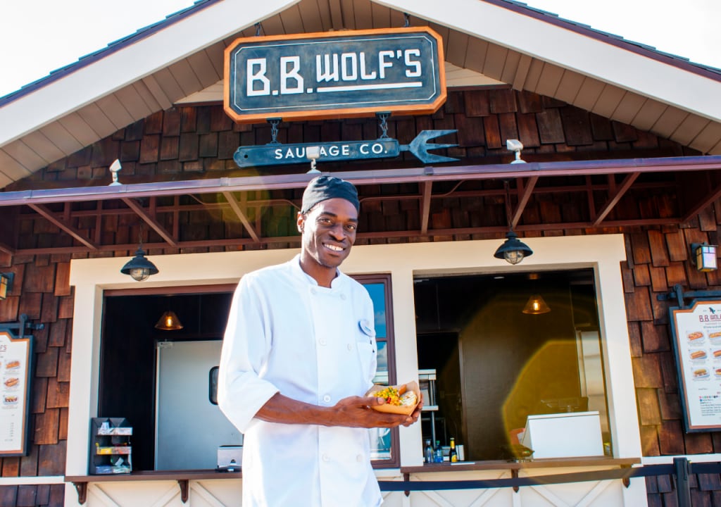 Cast Member at BB Wolf's