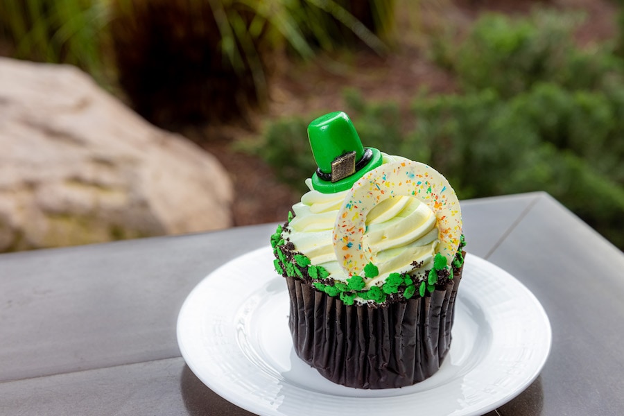 Shamrock Cupcake at Disney’s Wilderness Lodge