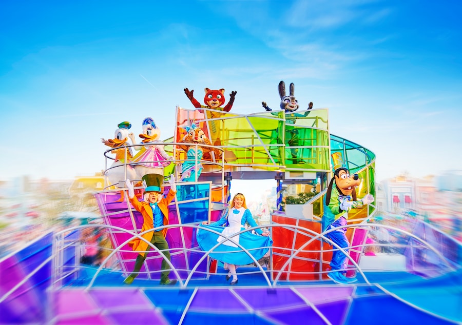 Dream… and Shine Brighter! scene