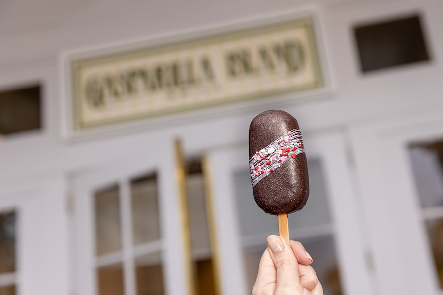 Valentine’s Day Chocolate Cherry Blondie Pop from Gasparilla Island Grill