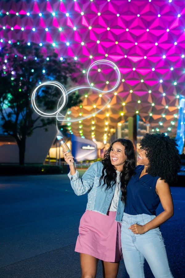 Paintbrush Prop + Magic Shot