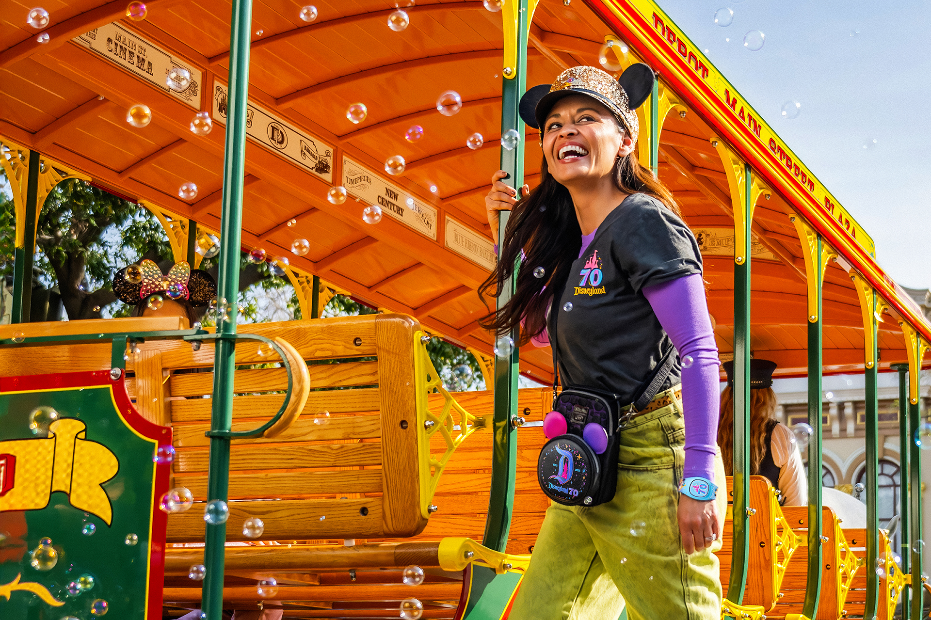 2025-dlr-70th-anniversary-merch-11