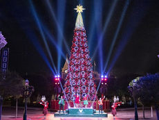 Feel the Holiday Magic During ‘A Disney Christmas’ at Hong Kong Disneyland Resort