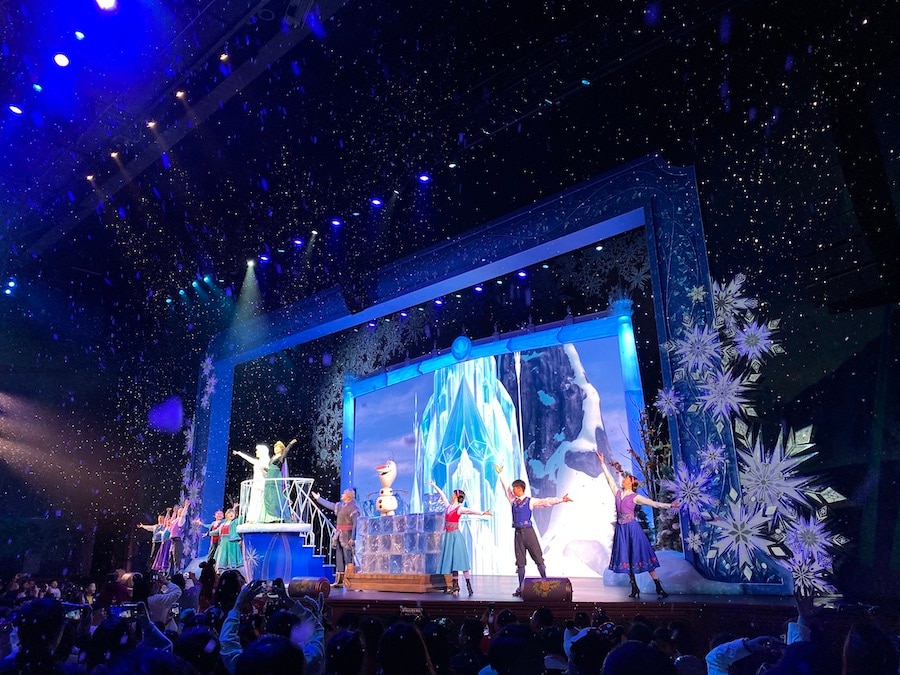 "Frozen: A Sing-Along Celebration" at Shanghai Disney Resort