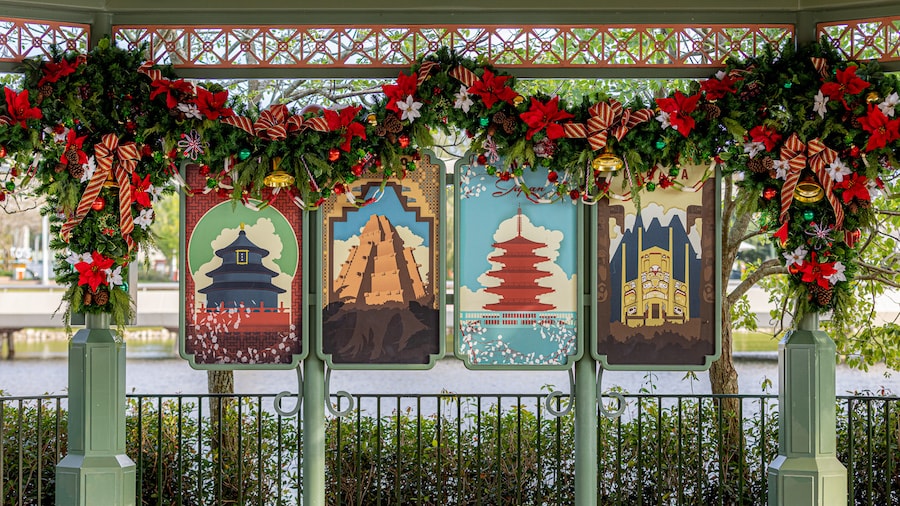 Holiday garland in EPCOT