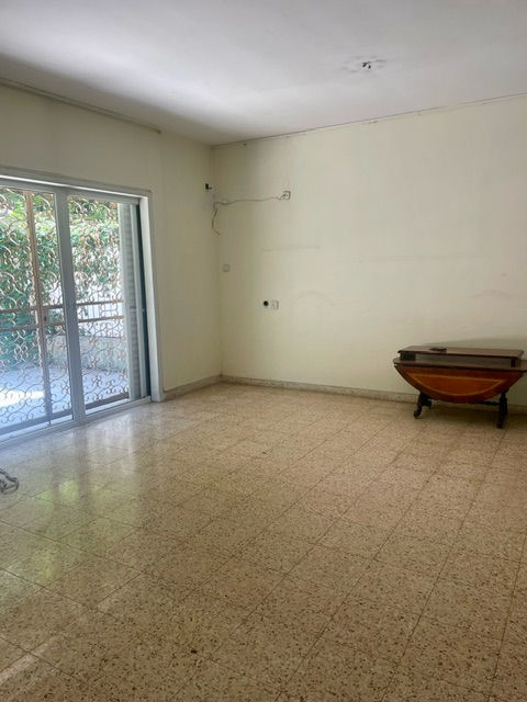 תמונה ממוזערת: בן יהודה  103, שכונת הרצליה הצעירה, הרצליה