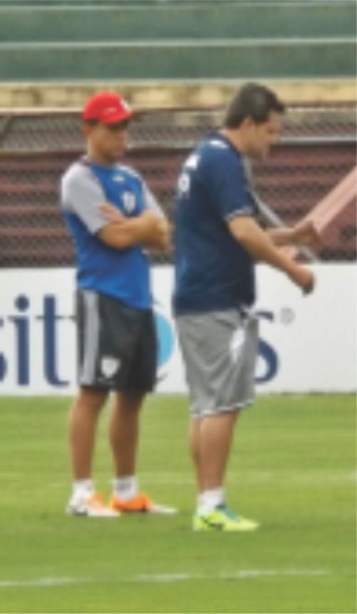 Prof Rivellino e Argel na Lusa.jpg