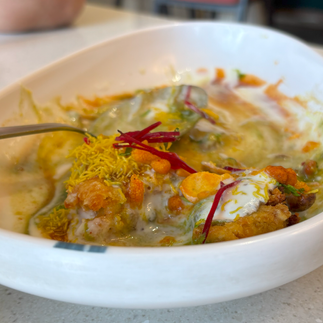 picture showing Karari Aloo Tikki Chat w/Dahi