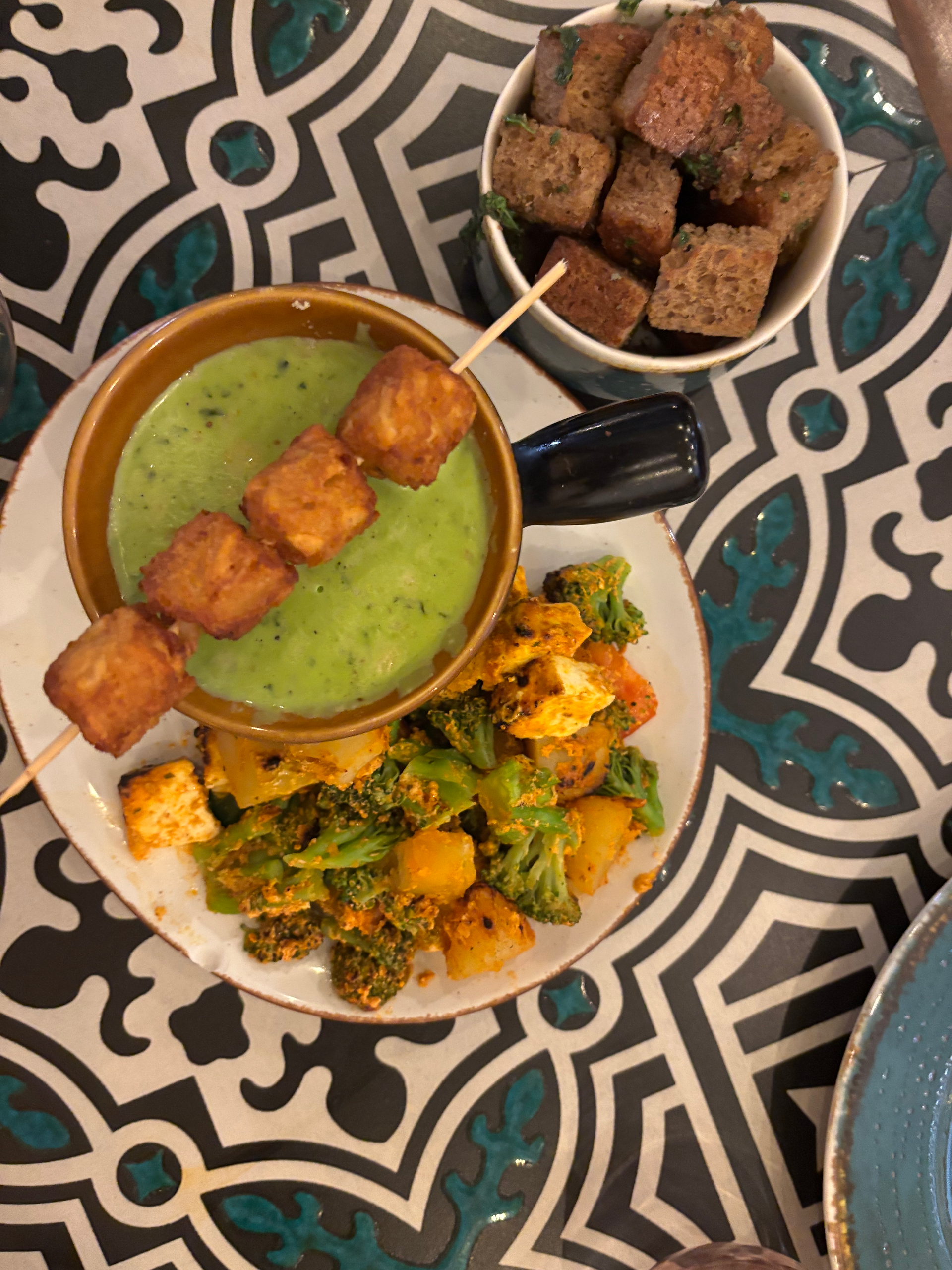 Veggies, Paneer and croutons served along with Cheese Fondue
