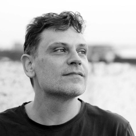 Cómo Cultivar el Pensamiento Creativo en un Mundo Acelerado