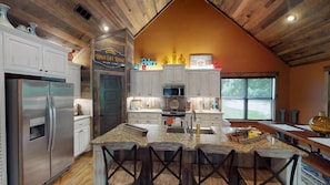 High Life Ridge cabin photo 5