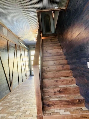 Livin’ on the Edge cabin photo 2