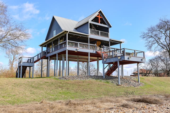 Caddo Lookout cabin photo 1