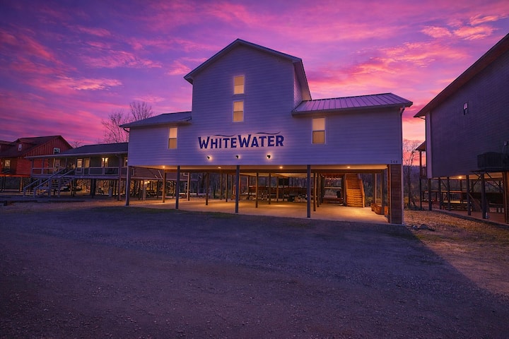 The Whitewater cabin photo 1