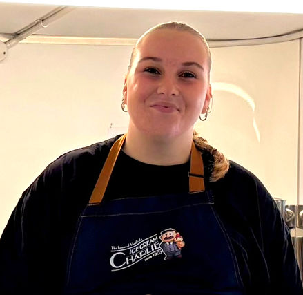 Facetune_07-01-2026-15-27-38_edited_edit