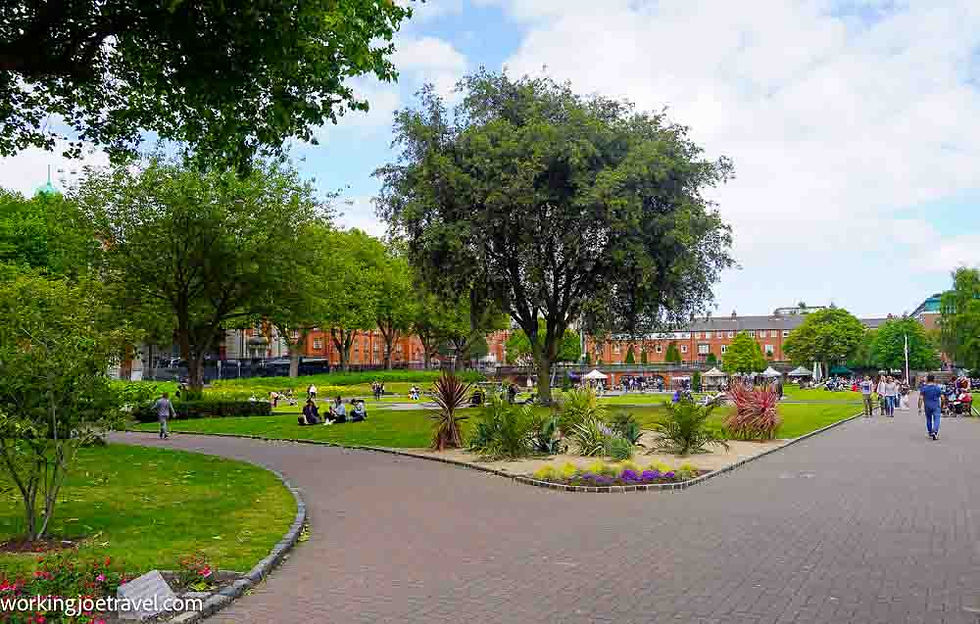 Walking in St. Stephen's Green | What to do in Dublin Ireland