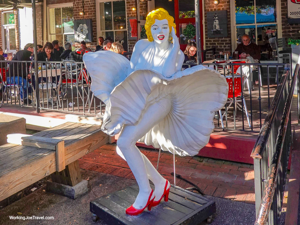Marilyn Monroe Statue at City Market | Things to do in Savannah GA