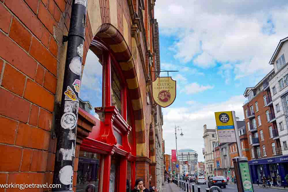 Celtic Shop in Downtown Dublin | Best things to do in Dublin on an Ireland Itinerary